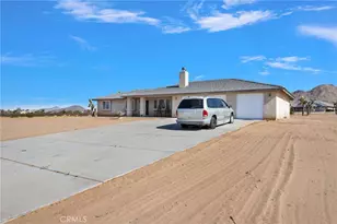 23520 Pala, Apple Valley, CA 92307 - Photo 5
