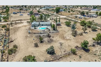 4626 Sundown, Phelan, CA 92371 - Photo 41