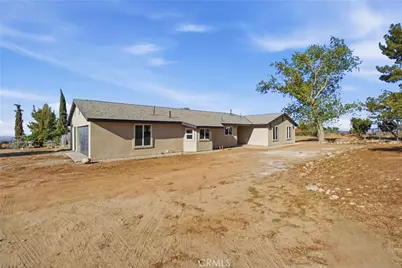 4626 Sundown, Phelan, CA 92371 - Photo 3