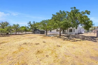 17405 Adobe, Hesperia, CA 92345 - Photo 35