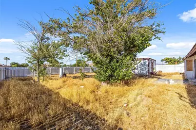 15888 Bear Valley Road, Victorville, CA 92395 - Photo 51