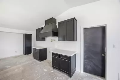 15888 Bear Valley Road, Victorville, CA 92395 - Photo 11