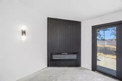 15888 Bear Valley Road, Victorville, CA 92395 - Photo 23