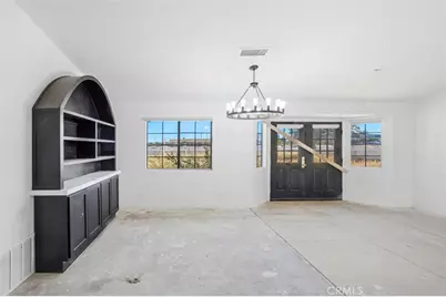 15888 Bear Valley Road, Victorville, CA 92395 - Photo 17