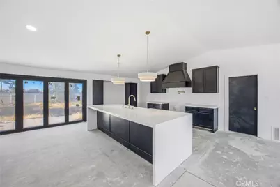 15888 Bear Valley Road, Victorville, CA 92395 - Photo 19