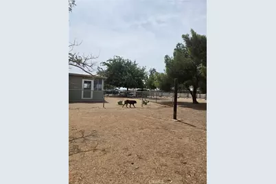 11131 Sycamore Street, Victorville, CA 92372 - Photo 3
