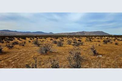 800 Las Tunas Dr., Apple Valley, CA 92308 - Photo 11