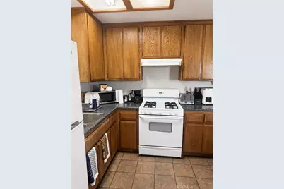10625 Tecopa, Apple Valley, CA 92308 - Photo 9