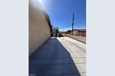 16458 Spruce, Hesperia, CA 92345 - Photo 19