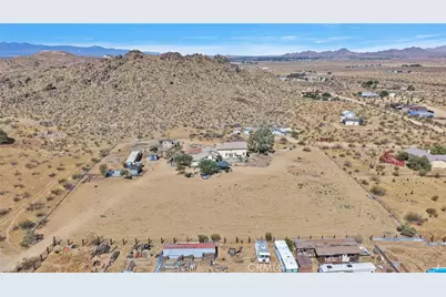 24716 McRoberts, Apple Valley, CA 92307 - Photo 39