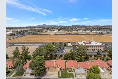 19064 Elm Drive, Apple Valley, CA 92308 - Photo 33