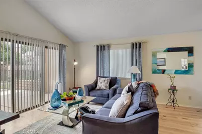 19064 Elm Drive, Apple Valley, CA 92308 - Photo 11