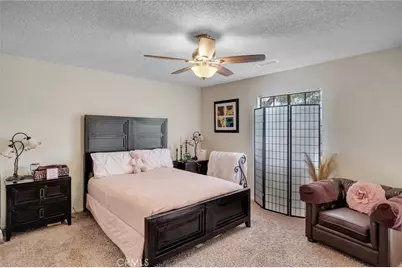 19064 Elm Drive, Apple Valley, CA 92308 - Photo 15