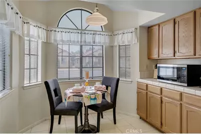 19064 Elm Drive, Apple Valley, CA 92308 - Photo 9