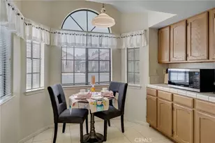 19064 Elm Dr, Apple Valley, CA 92308 - Photo 9