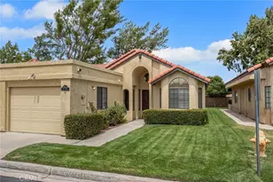 19064 Elm Dr, Apple Valley, CA 92308 - Photo 1