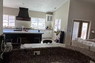 8265 Green, Pinon Hills, CA 92372 - Photo 5