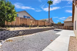 13271 Via Robles, Victorville, CA 92392 - Photo 37