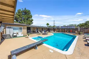 19185 Shoshonee, Apple Valley, CA 92307 - Photo 33