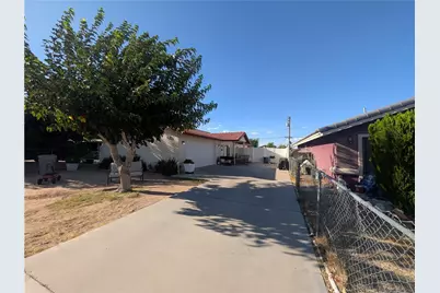 16410 Smoke Tree, Hesperia, CA 92345 - Photo 7