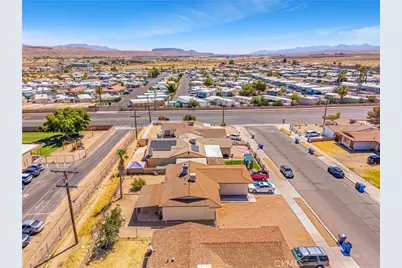 1933 Forane, Barstow, CA 92311 - Photo 33