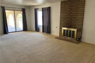 17035 Deodar, Hesperia, CA 92345 - Photo 9