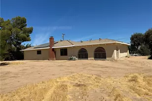 17035 Deodar, Hesperia, CA 92345 - Photo 31