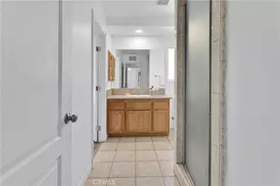 9352 Cedar St, Oak Hills, CA 92344 - Photo 31