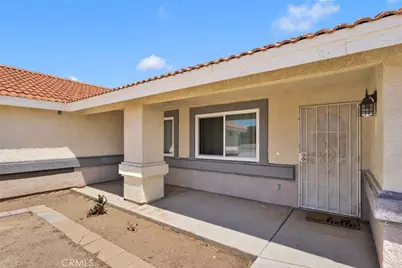 9352 Cedar Street, Oak Hills, CA 92344 - Photo 7
