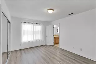 9352 Cedar St, Oak Hills, CA 92344 - Photo 25