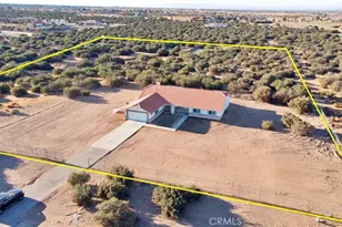 9352 Cedar St, Oak Hills, CA 92344 - Photo 55