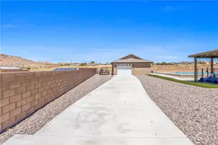 17858 Cabazon, Apple Valley, CA 92307 - Photo 37