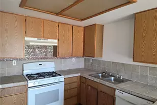 751 Higgins Rd, Barstow, CA 92311 - Photo 1