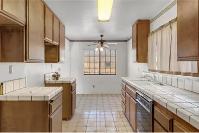 31552 Carson, Lucerne Valley, CA 92356 - Photo 11