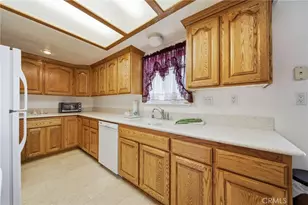11998 Omak Rd, Apple Valley, CA 92308 - Photo 9