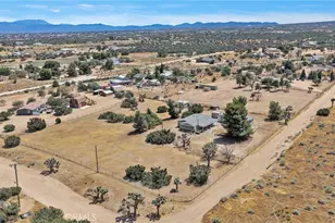 9283 Atsina, Phelan, CA 92371 - Photo 53