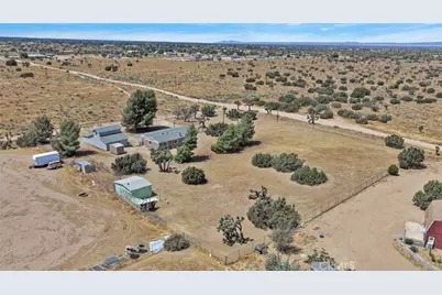 9283 Atsina, Phelan, CA 92371 - Photo 57