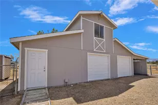 9283 Atsina, Phelan, CA 92371 - Photo 41