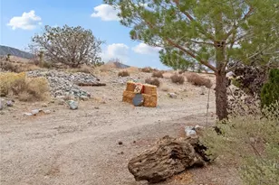10160 Pineview Rd, Pinon Hills, CA 92372 - Photo 35