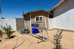 12814 Kiowa, Apple Valley, CA 92308 - Photo 11
