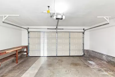 828 E Highland Avenue, Redlands, CA 92374 - Photo 33