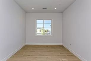 12985 Davona Dale Rd, Apple Valley, CA 92308 - Photo 9
