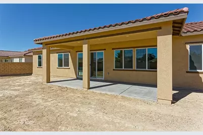 12985 Davona Dale Road, Apple Valley, CA 92308 - Photo 17