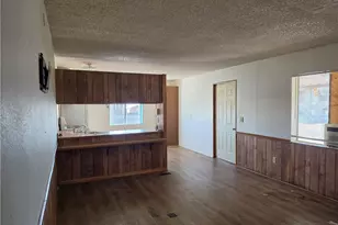 706 Montara, Barstow, CA 92311 - Photo 7