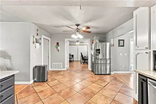 13607 Westwood Dr, Victorville, CA 92395 - Photo 11
