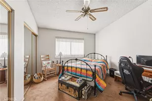 12980 Autumnwood, Victorville, CA 92395 - Photo 17
