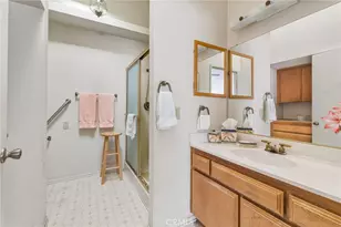 12980 Autumnwood, Victorville, CA 92395 - Photo 19