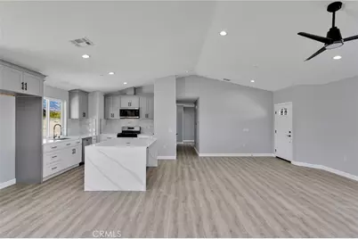 36115 Sutter, Lucerne Valley, CA 92356 - Photo 9