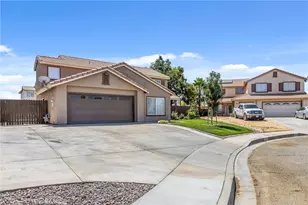 11483 Zuma Rd, Adelanto, CA 92301 - Photo 3
