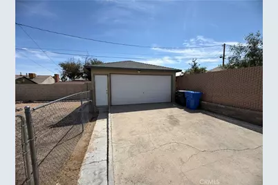 513 Mount Vernon Avenue, Barstow, CA 92311 - Photo 17